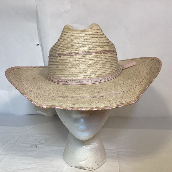 Women’s Bullhide Candy Kisses Cowboy Hat Natural color with Pink  Highlights - Picture 2 of 11